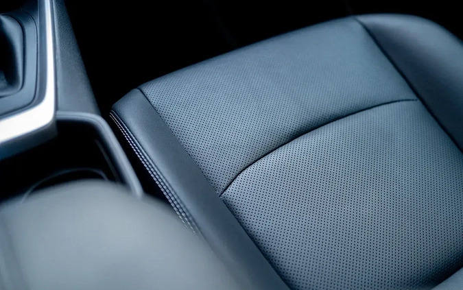 Toyota RAV4 cena 185000 przebieg: 37362, rok produkcji 2021 z Stęszew małe 232